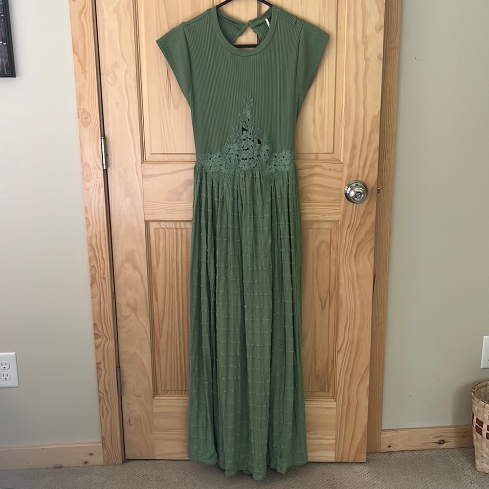 Free People Serenity Maxi Dress size XS Still Pond (green)